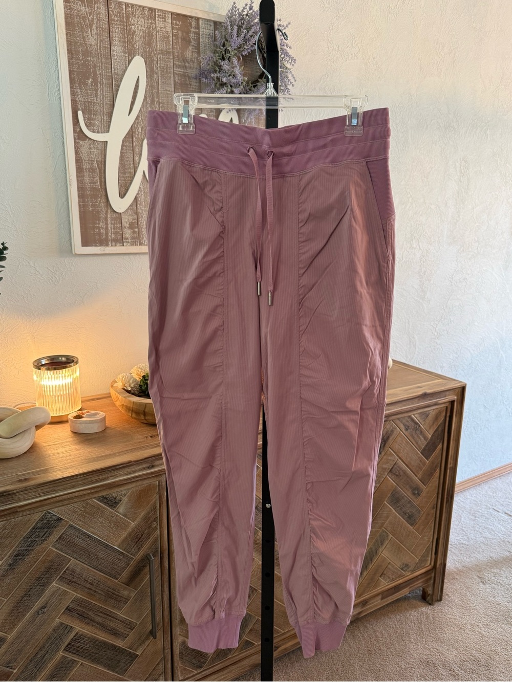 lululemon dusty mauve ribbed waistband joggers
